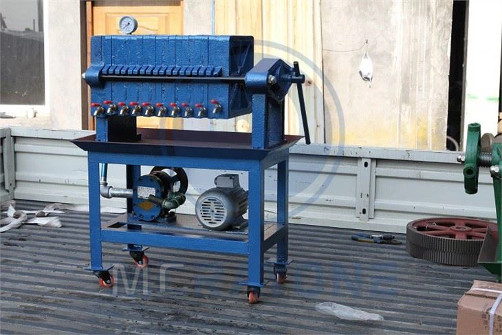 Moringa Oleifera Oil Filter